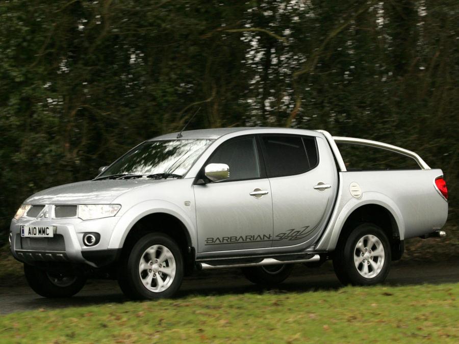  Mitsubishi L200 Barbarian 2010 года  (фото 13 из 17)